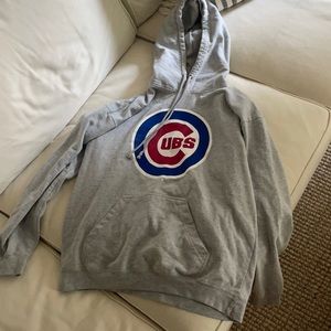 Cubs sweatshirt